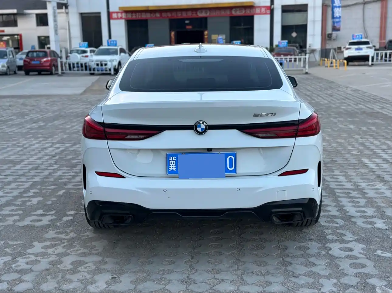 BMW 2 Series (Import) 2023 225i 4-Door Coupe M Sport Package фото 6