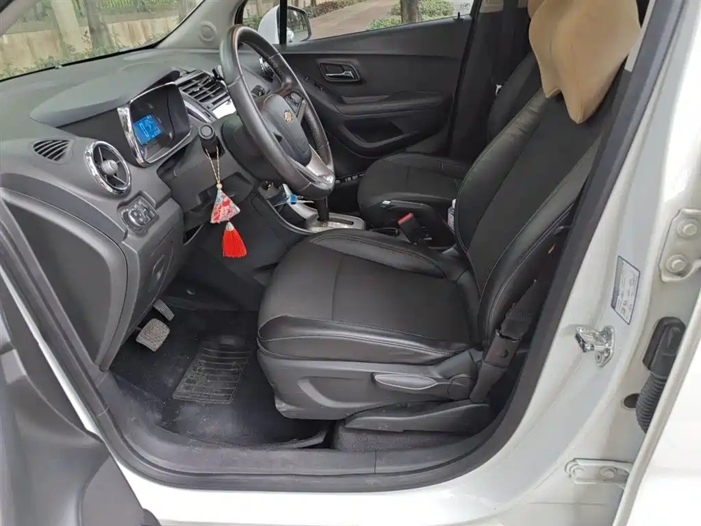Chevrolet Trax 2014 1.4T Automatic 2WD Luxury фото 8