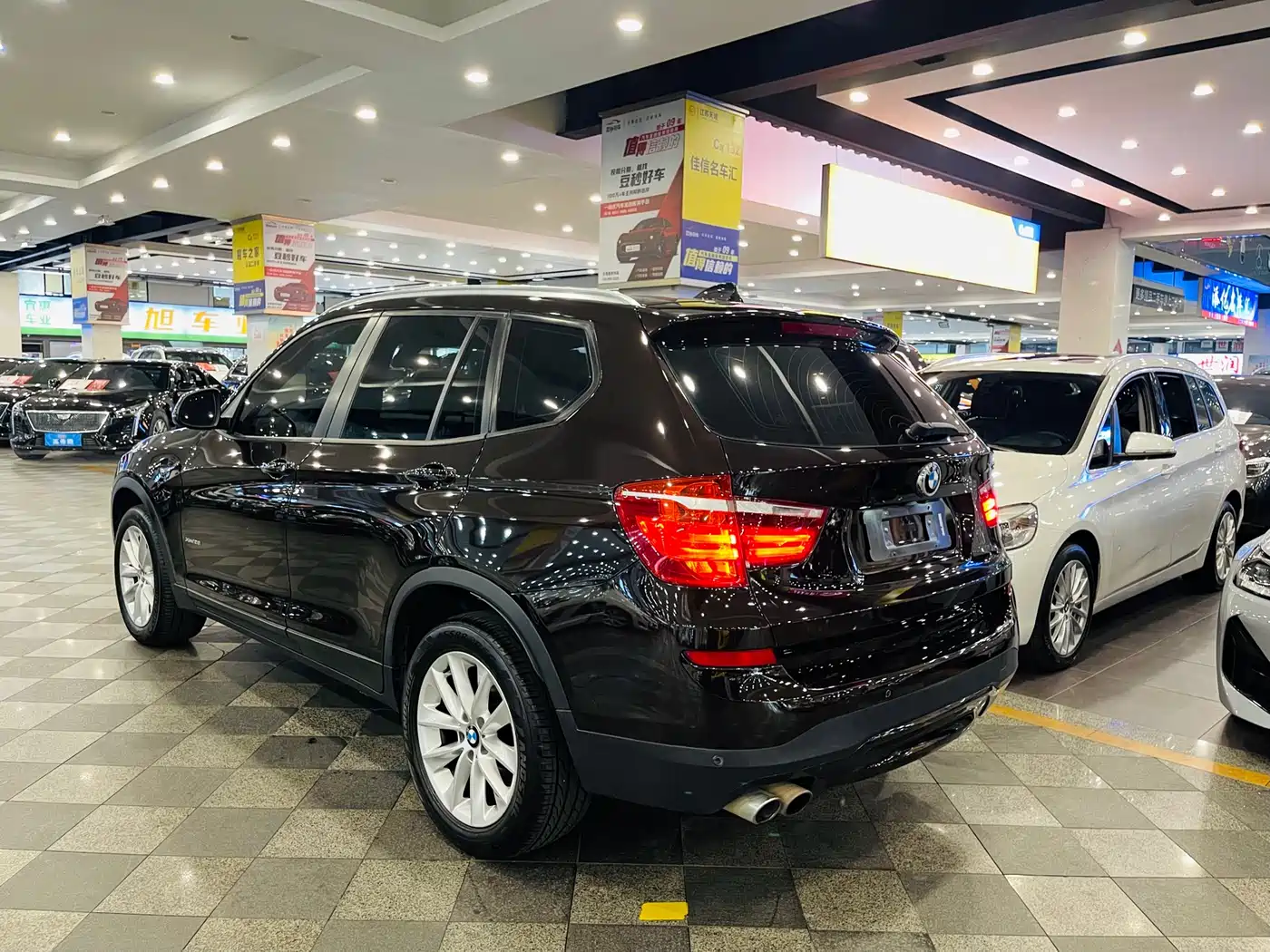 BMW X3 (Import) 2014 xDrive28i Leading Edition фото 12