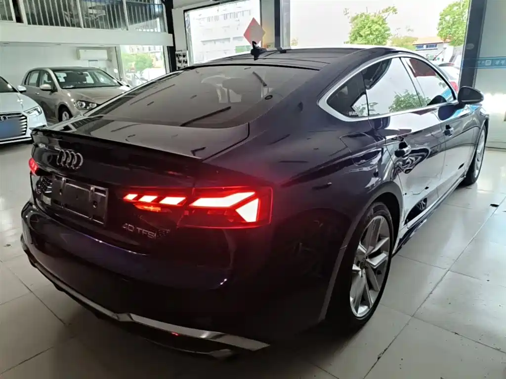 AUDI A5 (IMPORT)