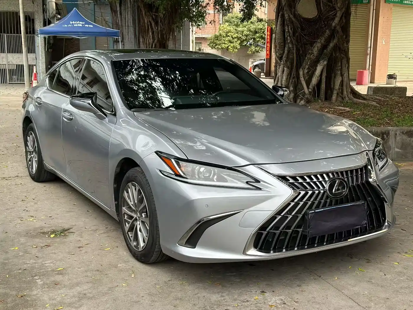 Lexus ES 2022 200 Excellence Edition фото 3