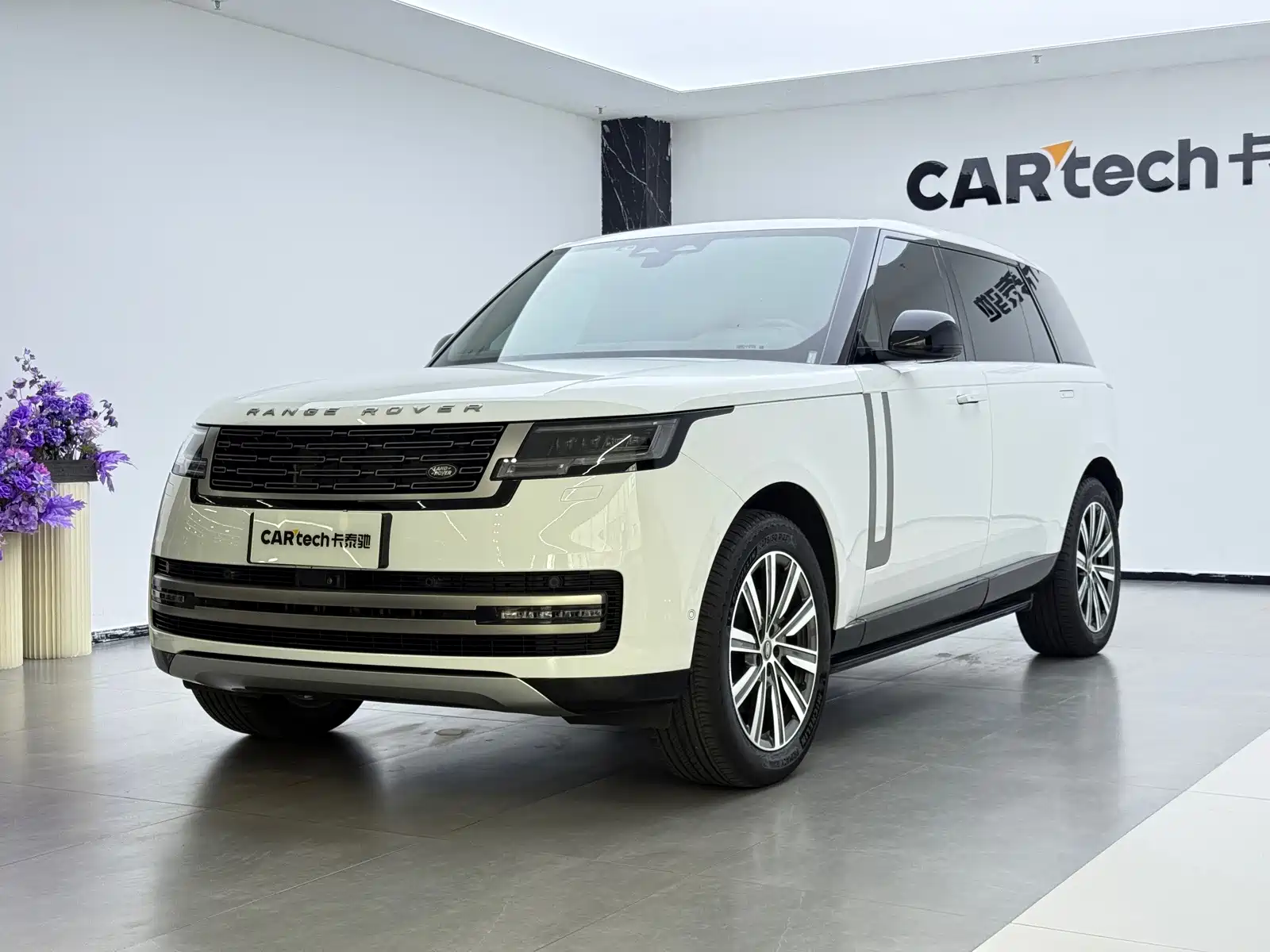Фото 1 - Land Rover Range Rover