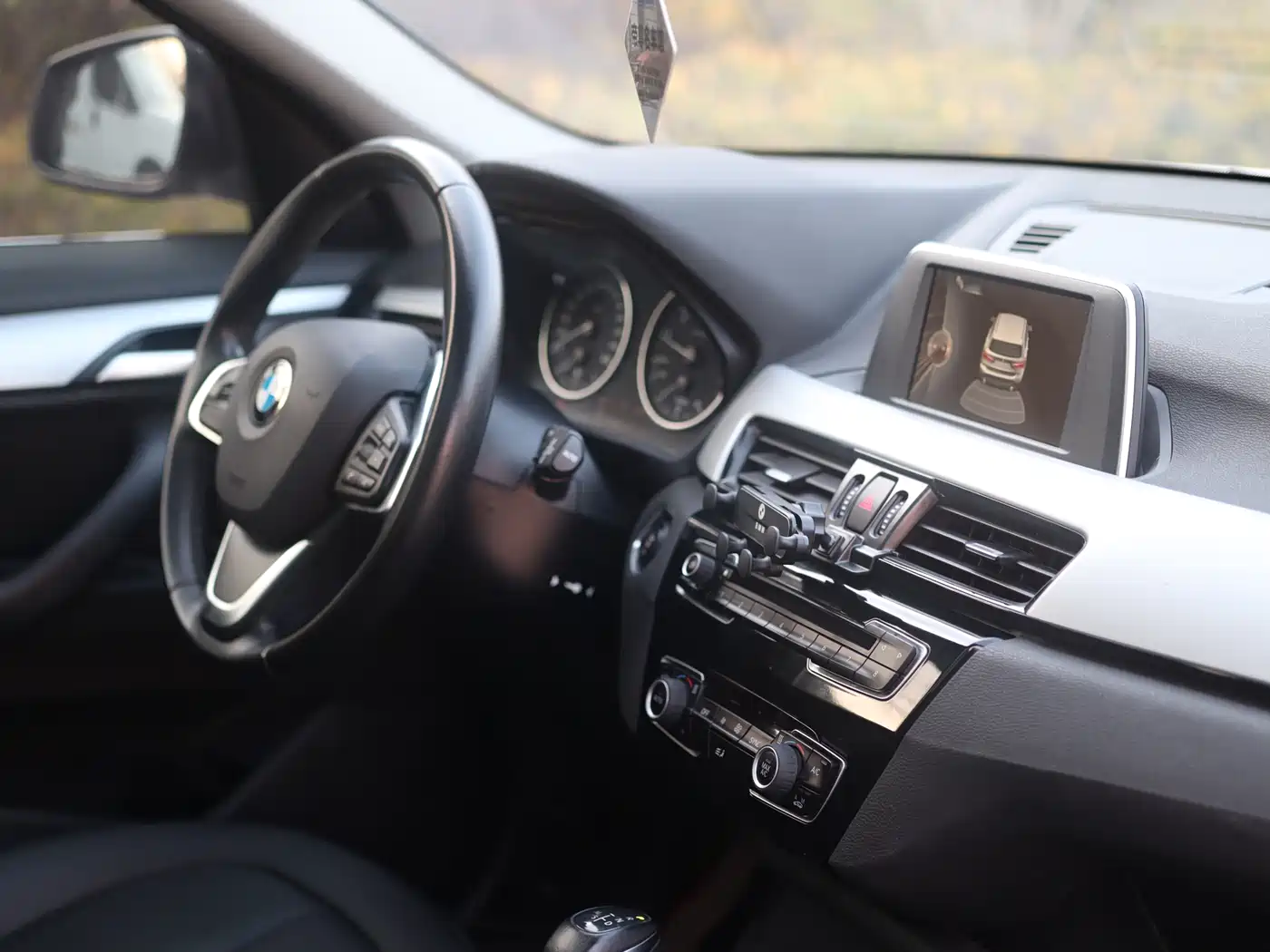 BMW X1 2016 sDrive18Li Fashion Model фото 22
