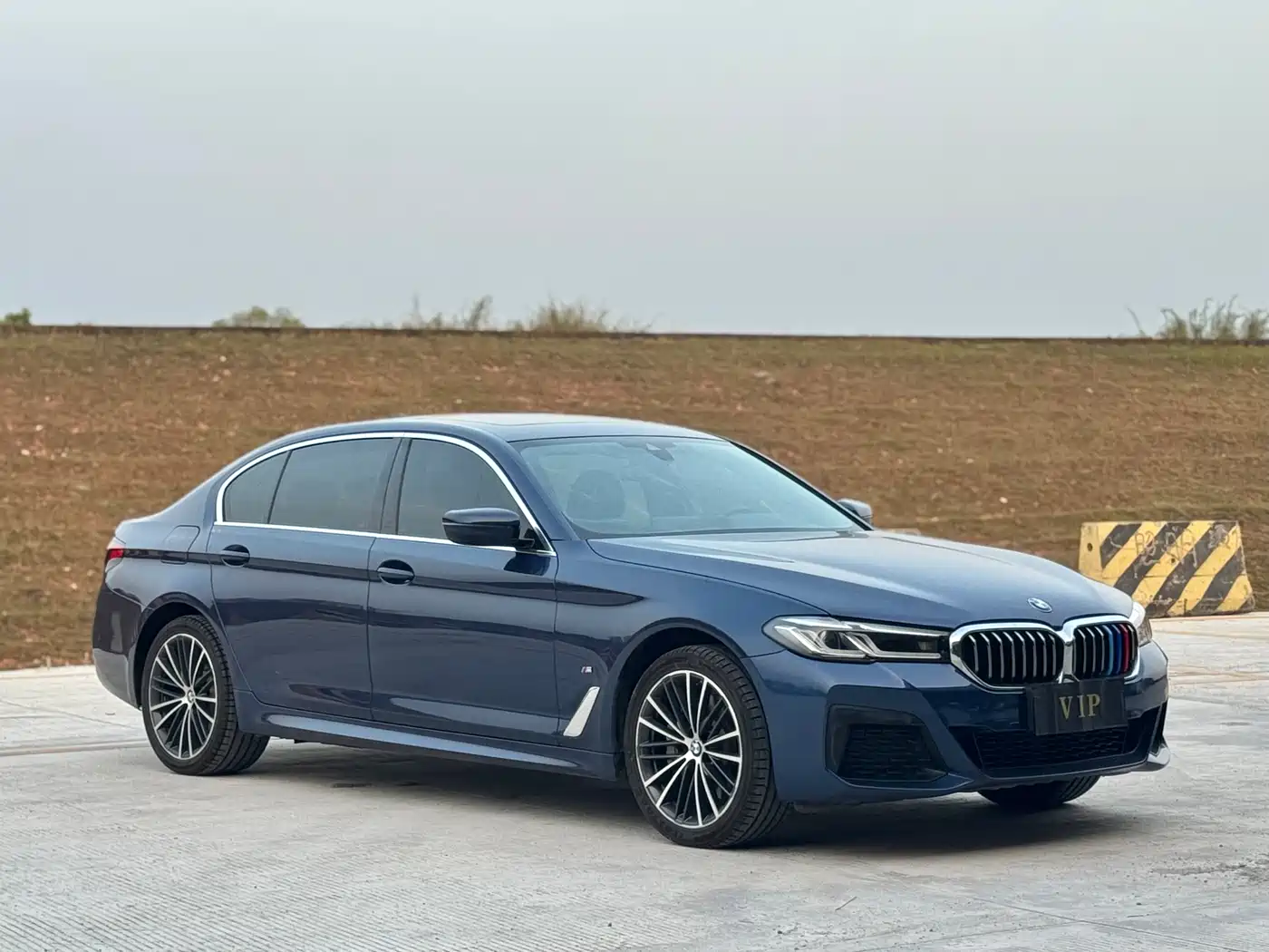 BMW 5 Series 2021 530Li Leading M Sport Package фото 3