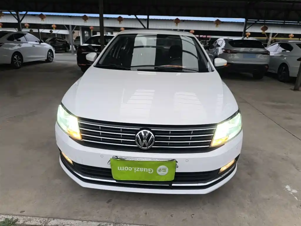 Volkswagen Lavida 2017 230TSI DSG Comfort Edition фото 3