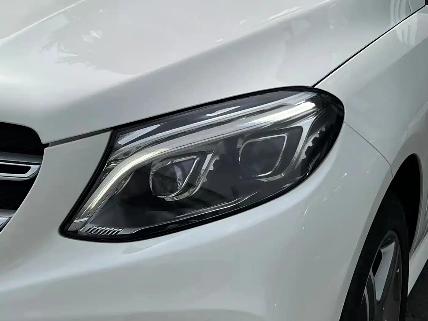 Mercedes-Benz GLE 2015 GLE 400 4MATIC фото 16