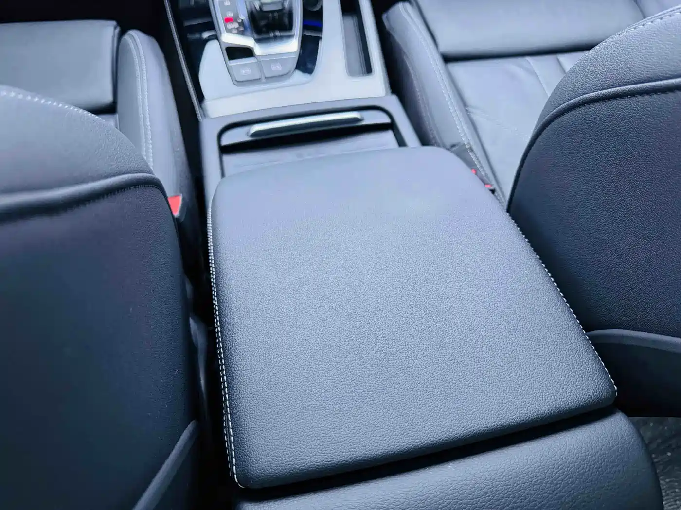 Audi Q5L 2022 Facelift 45T Luxury Dynamic фото 10