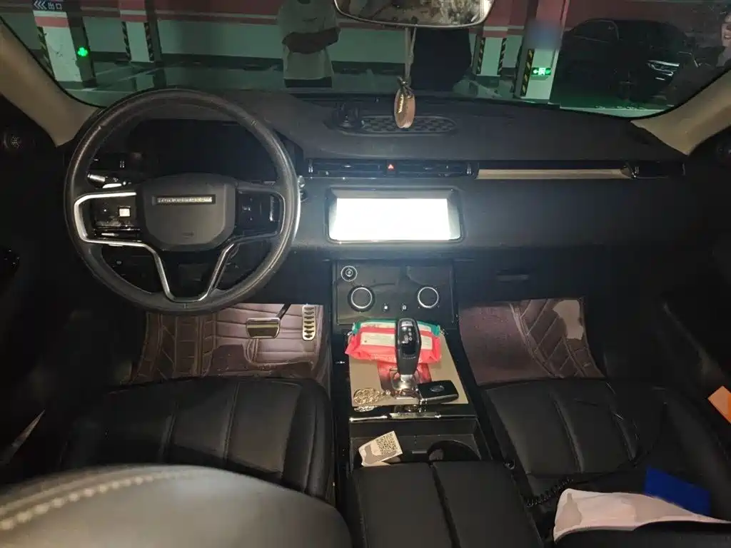 Land Rover Range Rover Evoque 2021 Range Rover Evoque L 249PS R-Dynamic S Performance Edition фото 13