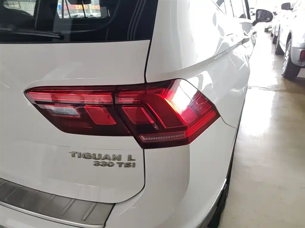 Volkswagen Tiguan L 2019 Facelift 330TSI Auto 2WD Panorama Comfort China VI фото 8