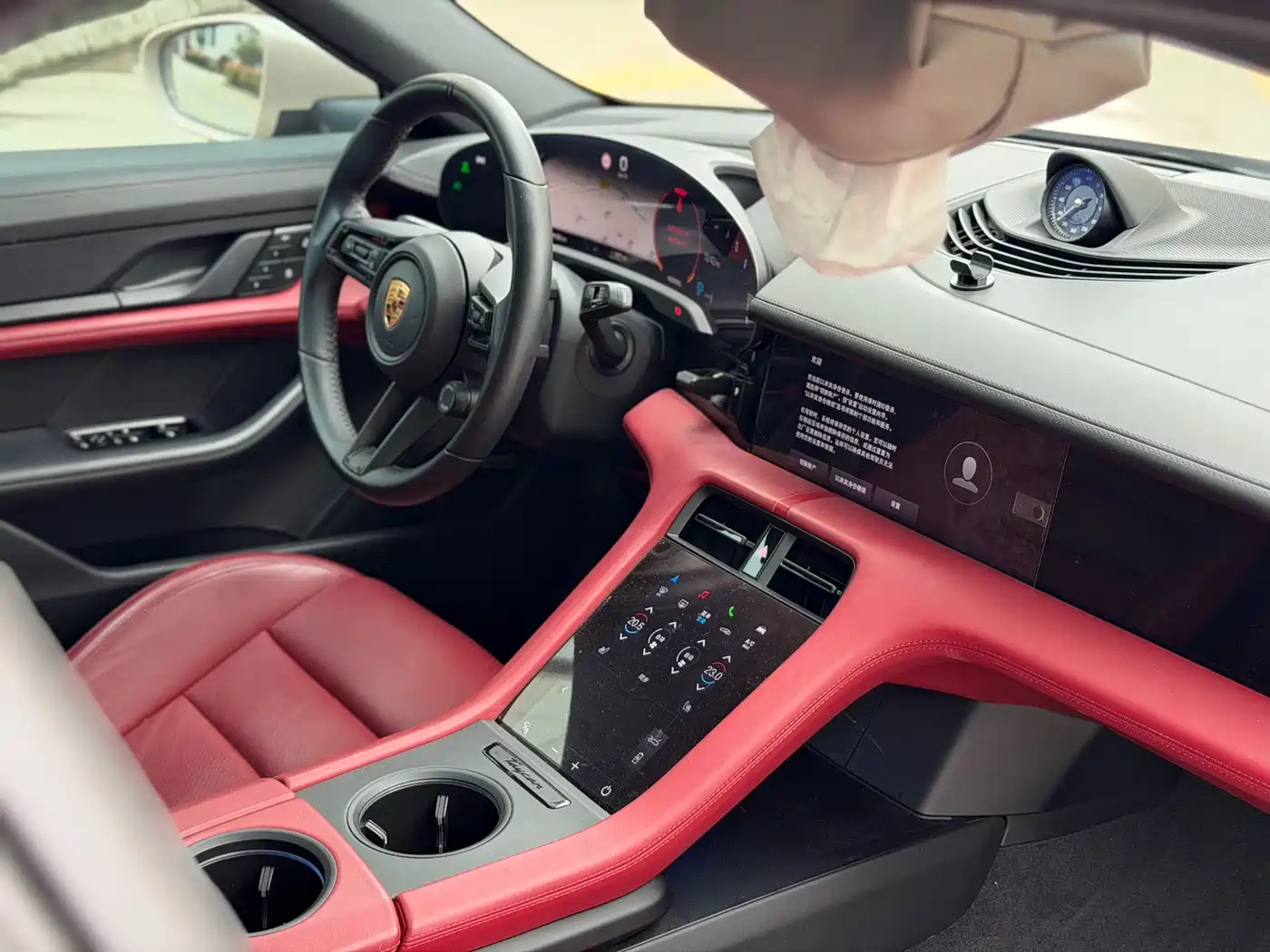 Porsche Taycan 2022 Taycan фото 13
