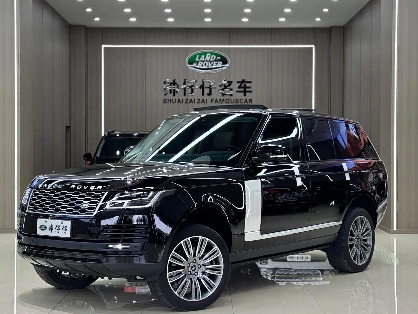 Land Rover Range Rover 2022 3.0 L6 360PS Golden Age Edition