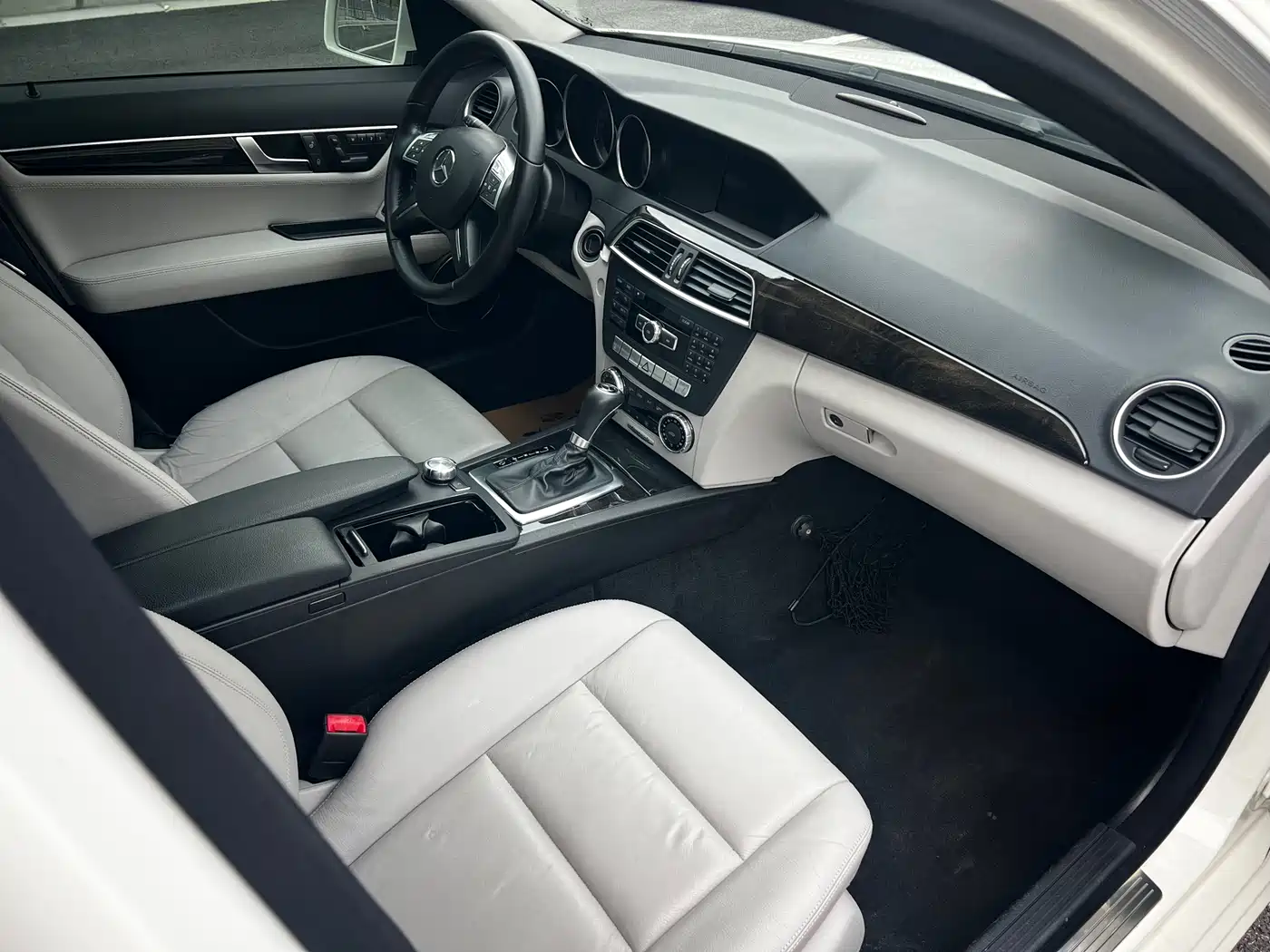 Mercedes-Benz C-Class 2011 C 200 CGI Fashion фото 20