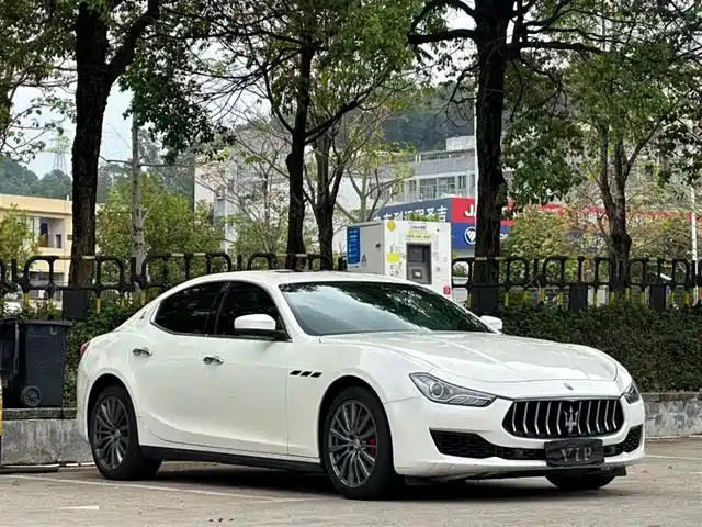 maserati ghibli