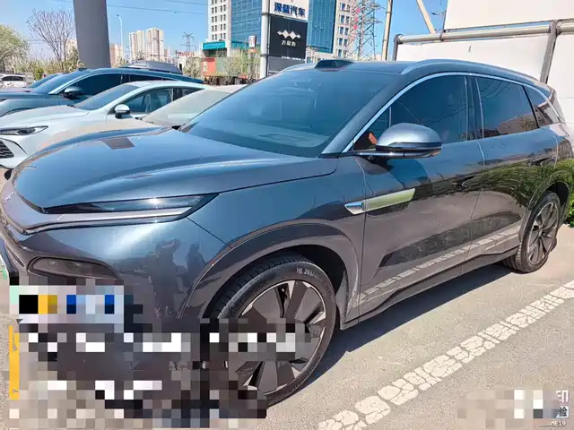 BYD TANG L