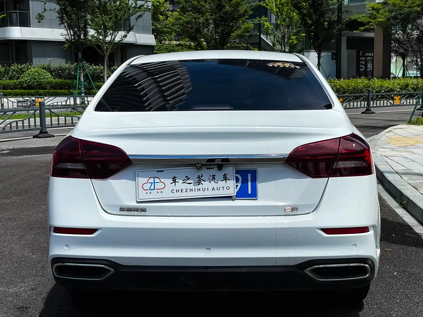 Фото 5 - Geely Emgrand