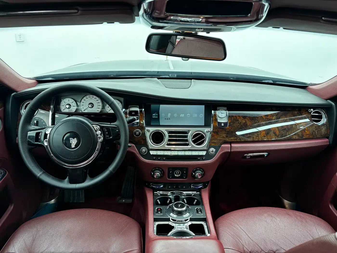 Rolls-Royce Ghost 2016 2014 6.6T Extended Edition