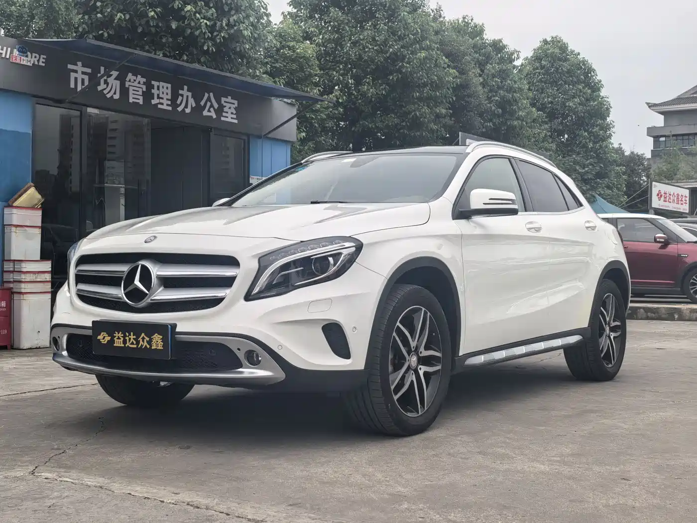 Mercedes-Benz GLA 2017 GLA 220 4MATIC Fashion