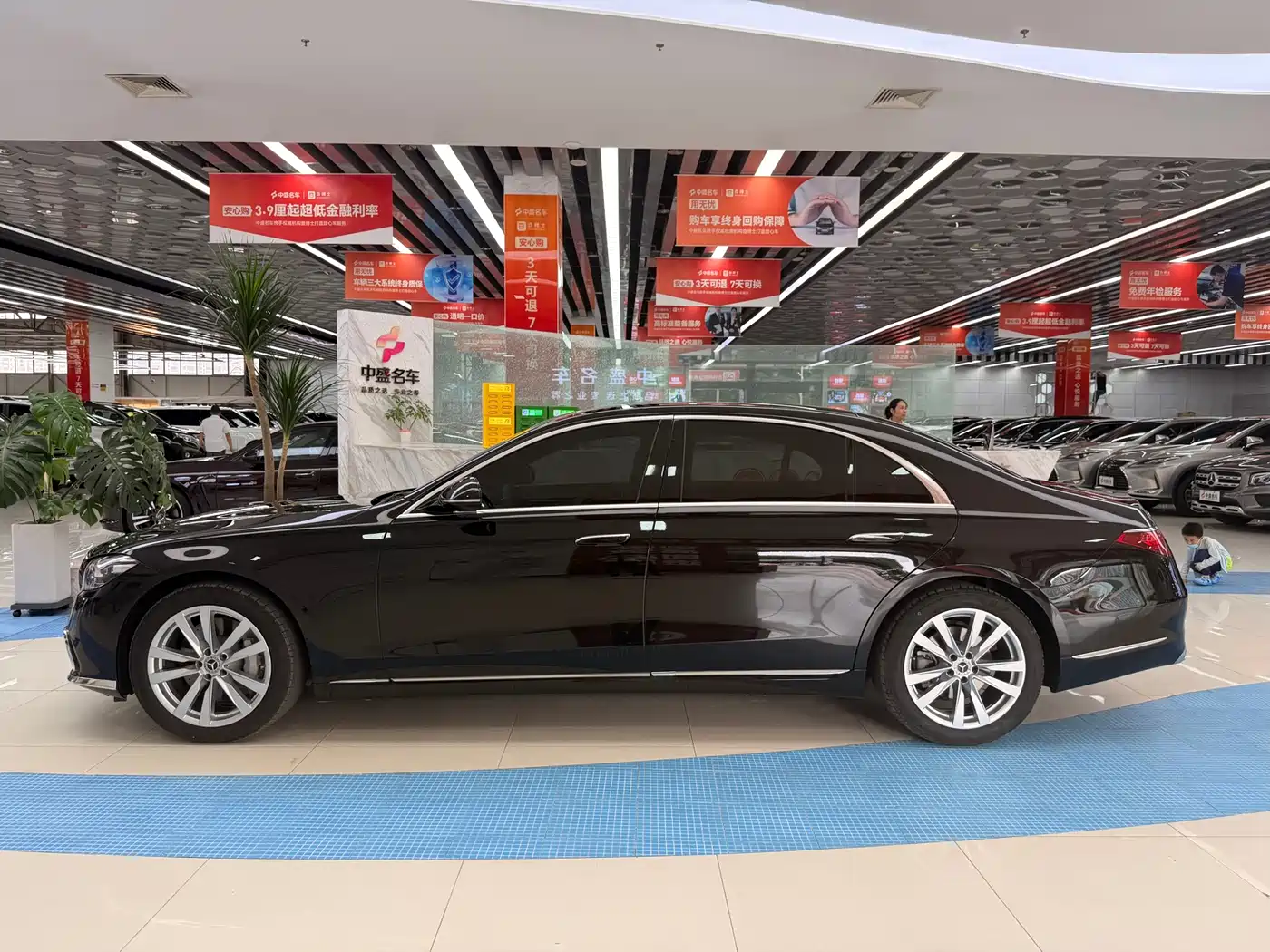Mercedes-Benz S-Class 2026 S 400 L Business Special Edition фото 6