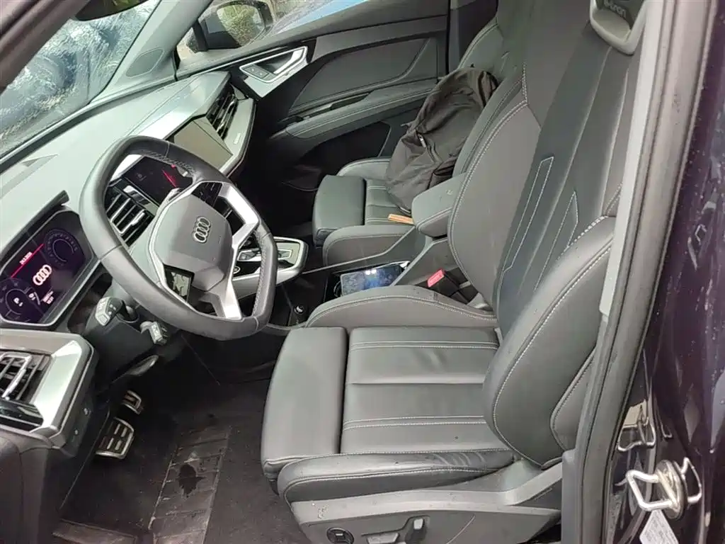 Audi Q4 e-tron 2023 40 e-tron Pioneer Edition фото 8