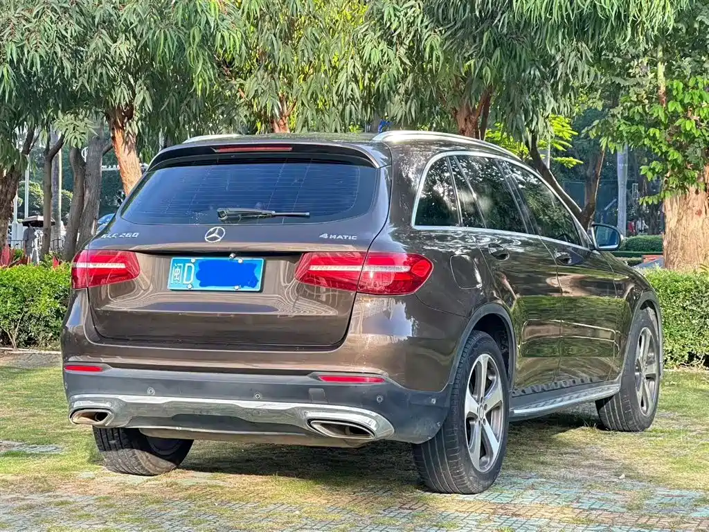 Mercedes-Benz GLC 2017 GLC 260 4MATIC Luxury фото 9