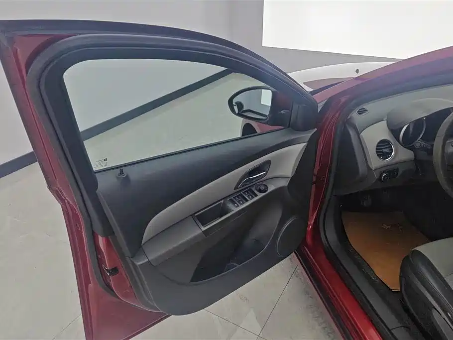 Chevrolet Cruze 2011 2009 1.6L SL MT