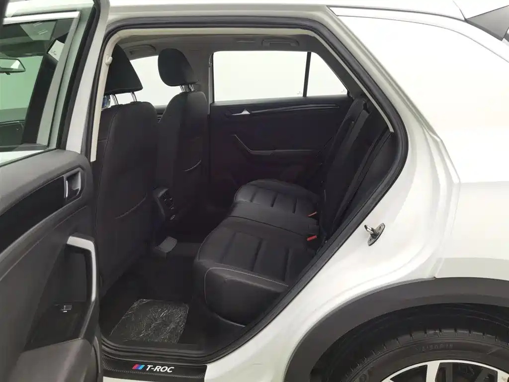 Volkswagen T-ROC 2019 280TSI DSG 2WD Comfort Version China VI фото 15