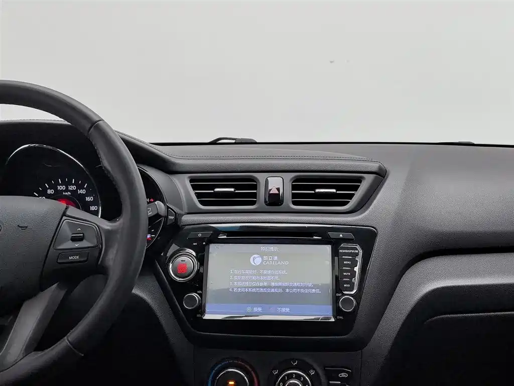 Kia K2 2012 Sedan 1.6L AT Premium Commemorative Edition фото 12