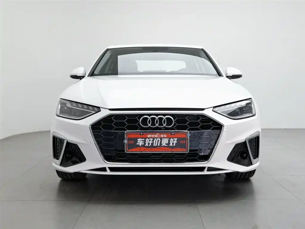 Audi A4L 2020 40 TFSI Luxury Dynamic фото 3