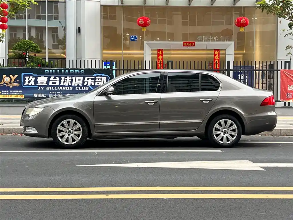 Škoda Superb 2012 1.8TSI Automatic Elegance Edition фото 24