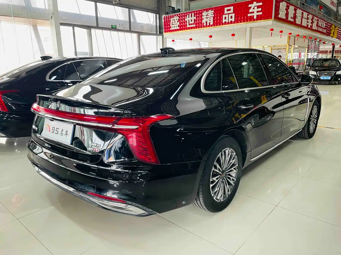 Hongqi H5 2023 1.5T DCT Smart Connect Flag Rhythm фото 4