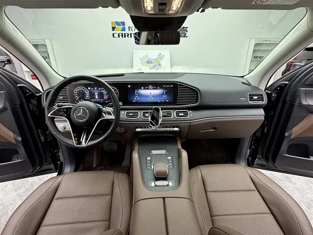 Mercedes-Benz GLE 2024 GLE 450 4MATIC Luxury фото 10