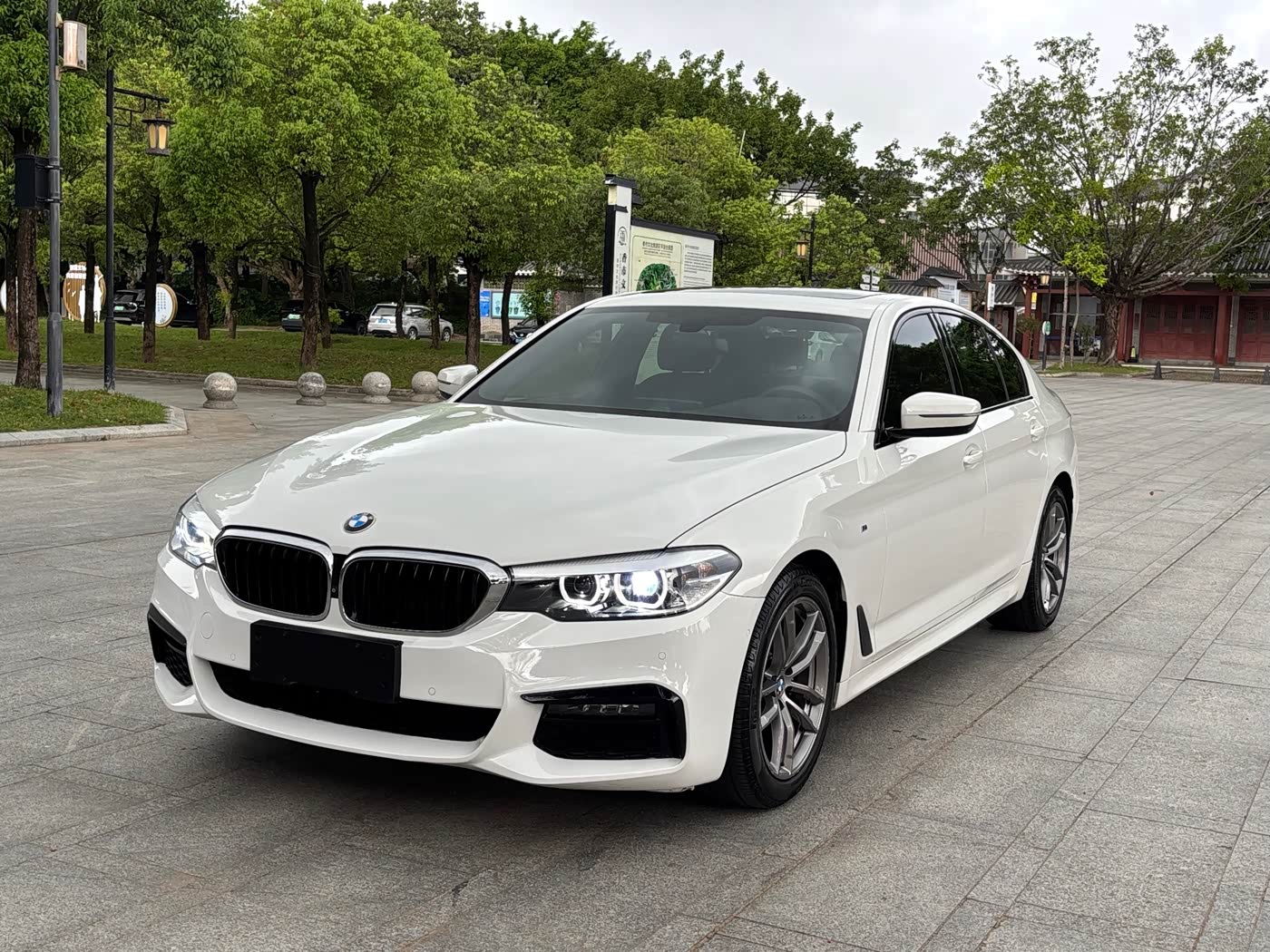BMW 5 Series (Import)