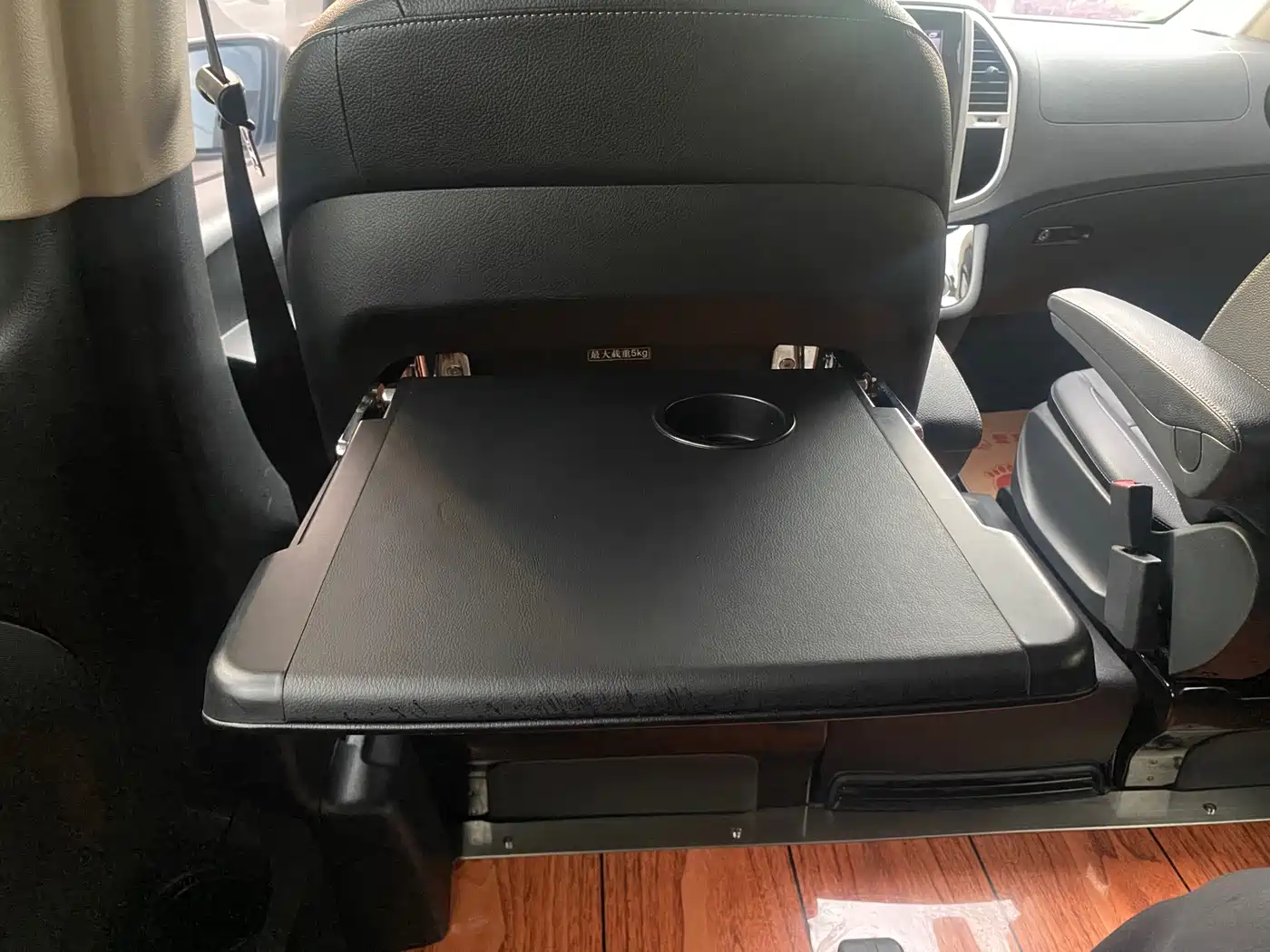 Mercedes-Benz Vito 2018 2.0T Elite Edition 7-seater China VI фото 10