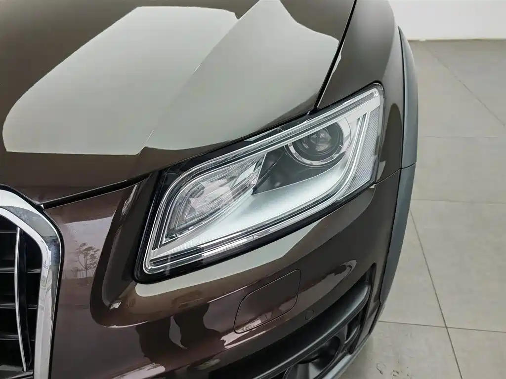 Audi Q5 2017 Plus 40 TFSI Technology фото 7