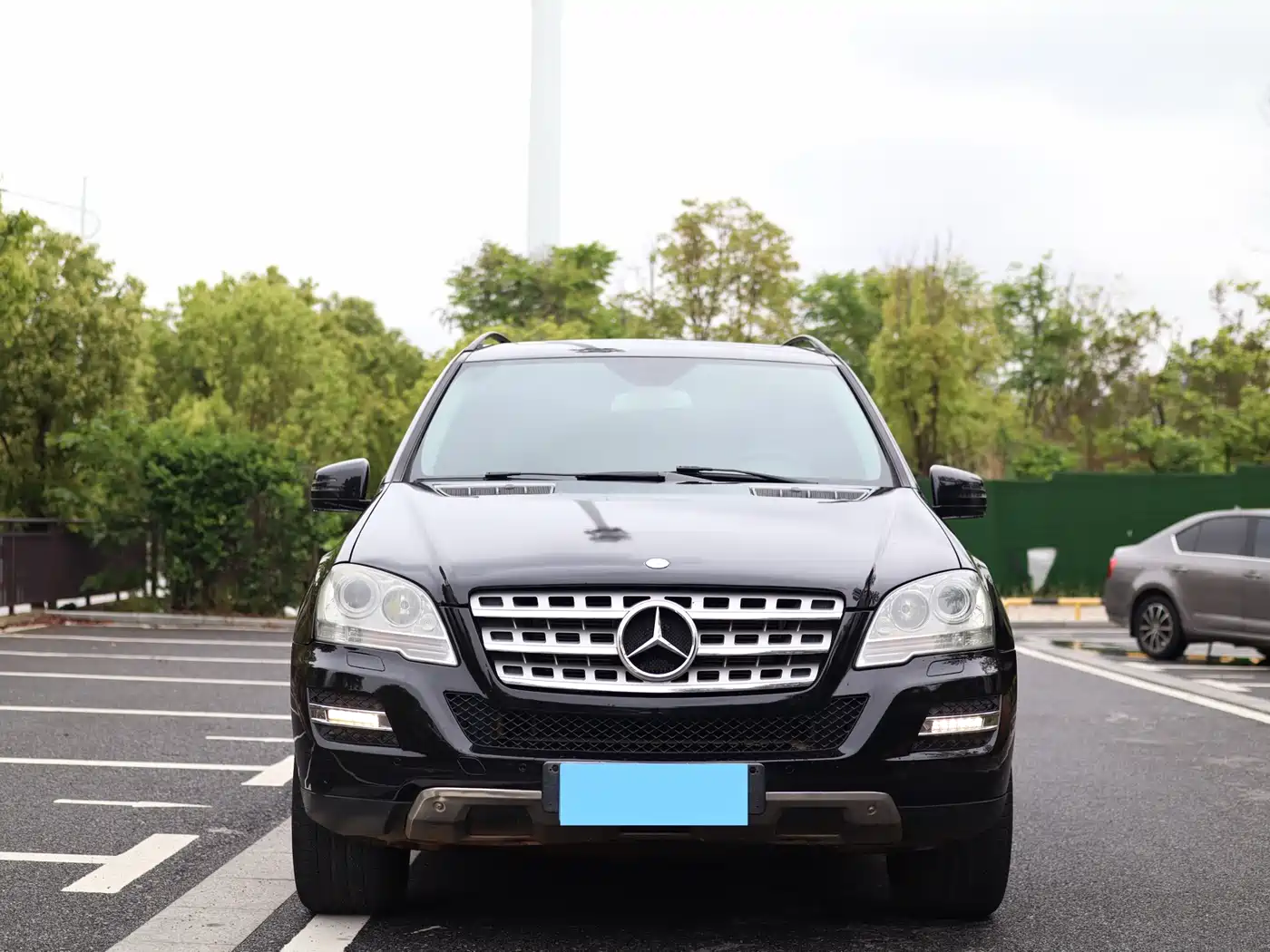 Mercedes-Benz M-Class 2010 ML 300 4MATIC фото 3