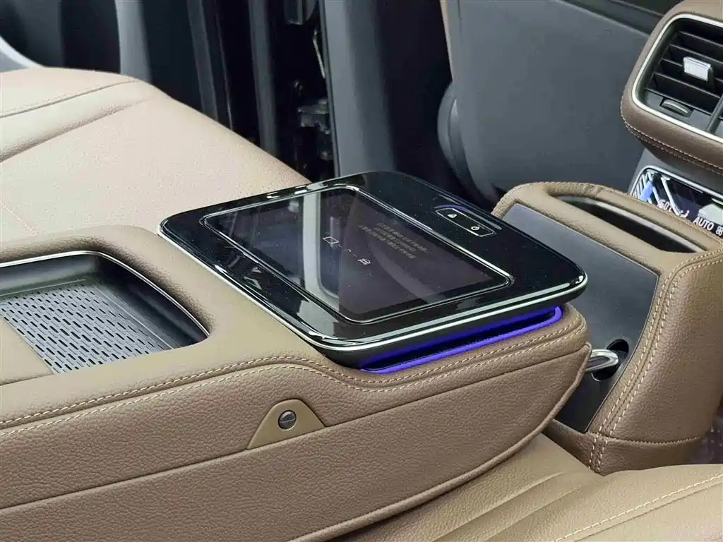 Mercedes-Benz GLE 2024 GLE 450 4MATIC Luxury фото 9