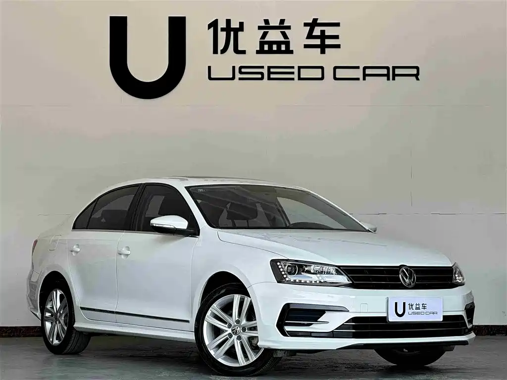 Volkswagen Sagitar 2018 280TSI DSG Spark Edition фото 3