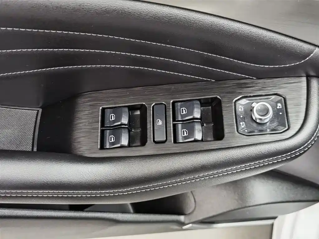 Haval F7 2019 2.0T 2WD i-Fashion China VI фото 9