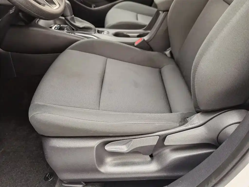 Toyota Levin 2023 Smart Hybrid 1.8L Leading Edition фото 20