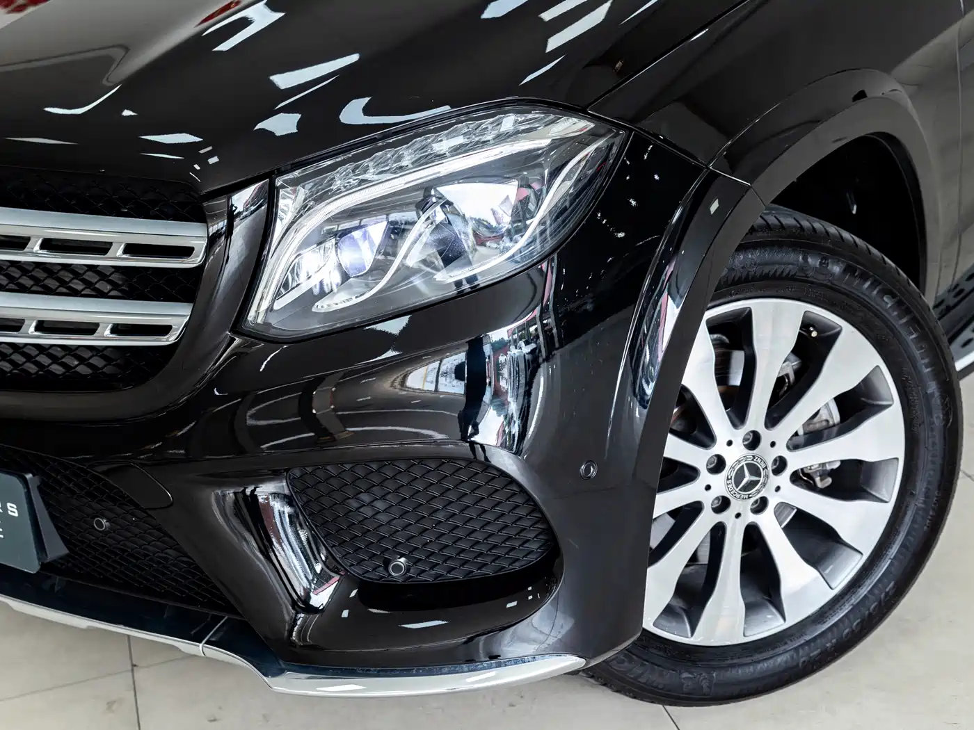 Mercedes-Benz GLS 2018 Facelift GLS 400 4MATIC Sport фото 16