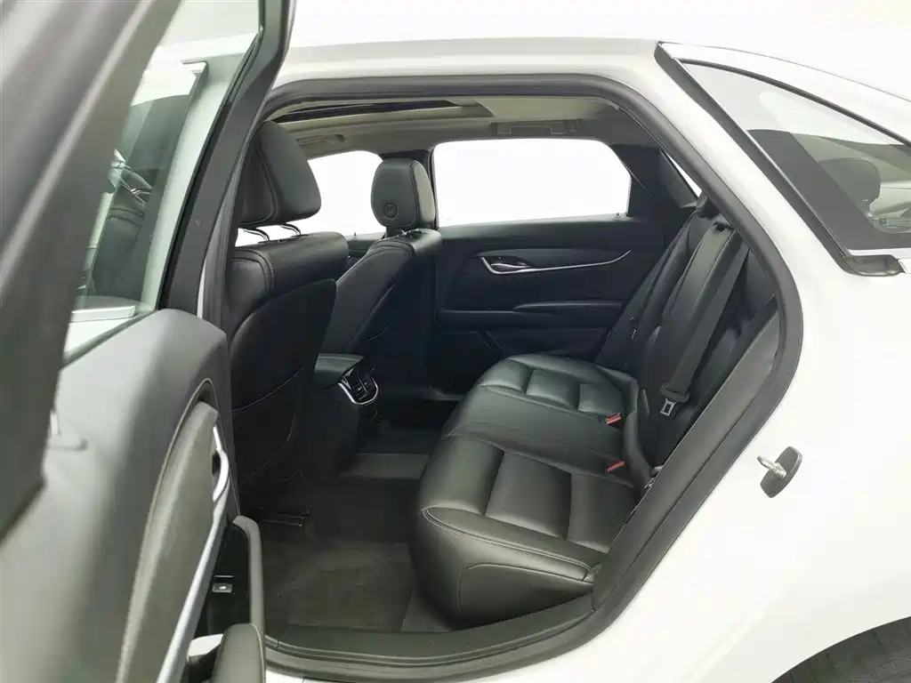 Cadillac XTS 2018 28T Technology фото 15