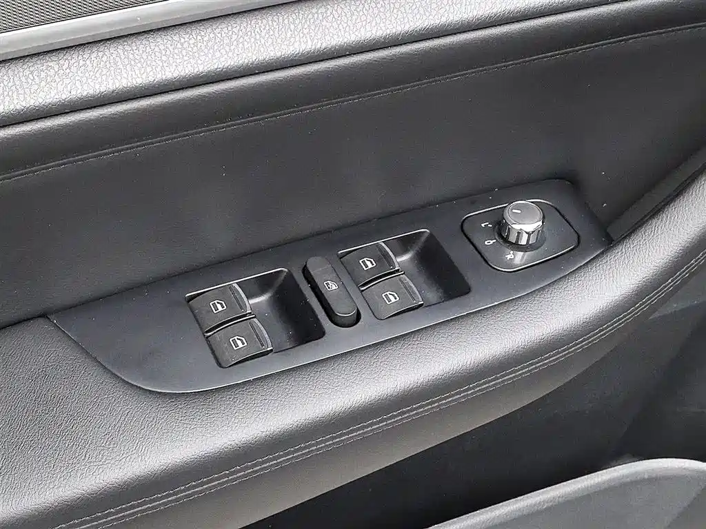 Haval H6 2018 Sport Edition 1.5T Manual 2WD Elite China V фото 9