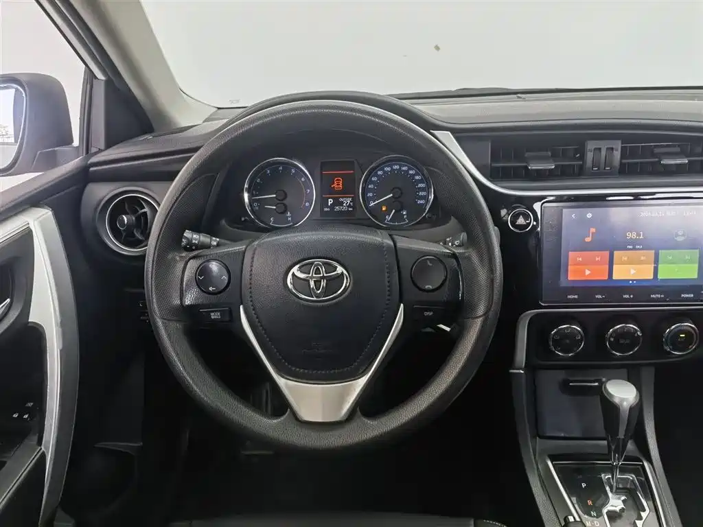 Toyota Corolla 2018 1.2T S-CVT GL-i Smart Shine Edition фото 11