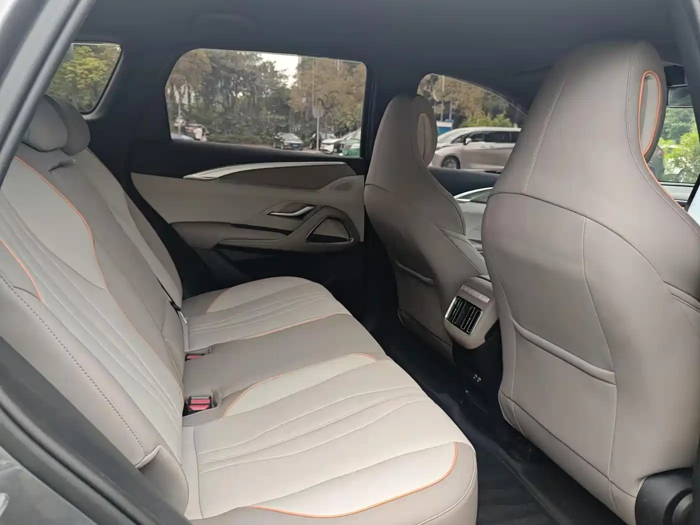 BYD Song Pro New Energy 2024 Glory Edition DM-i 71KM Pilot фото 9