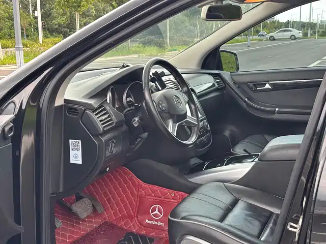 Mercedes-Benz R-Class 2017 R 320 4MATIC Business Collector's Edition — фото 4