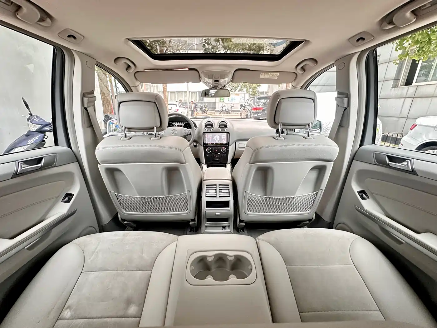 Mercedes-Benz M-Class 2010 ML 300 4MATIC фото 44