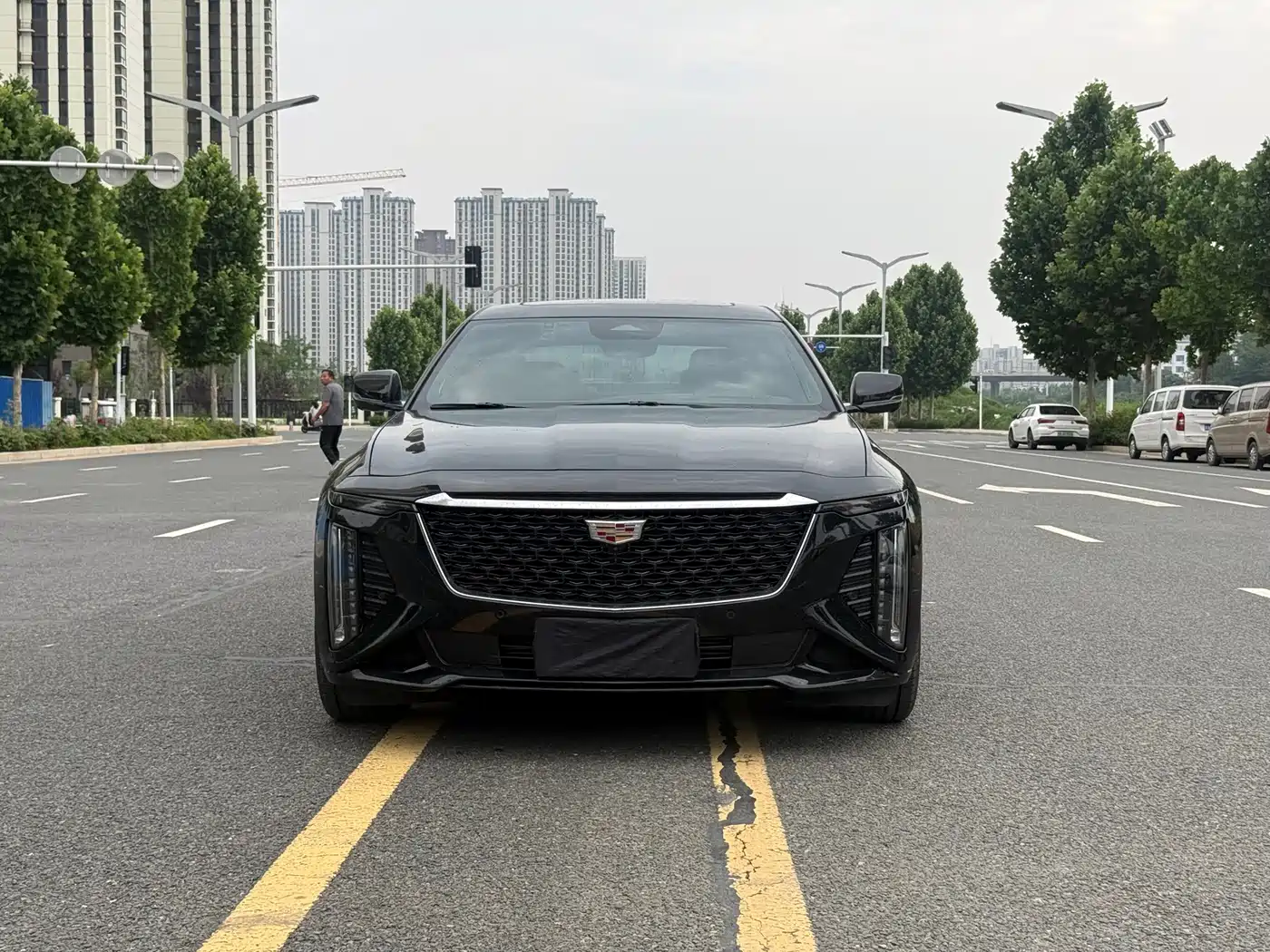 Cadillac CT6 2026 Model 28T Flagship Edition фото 2