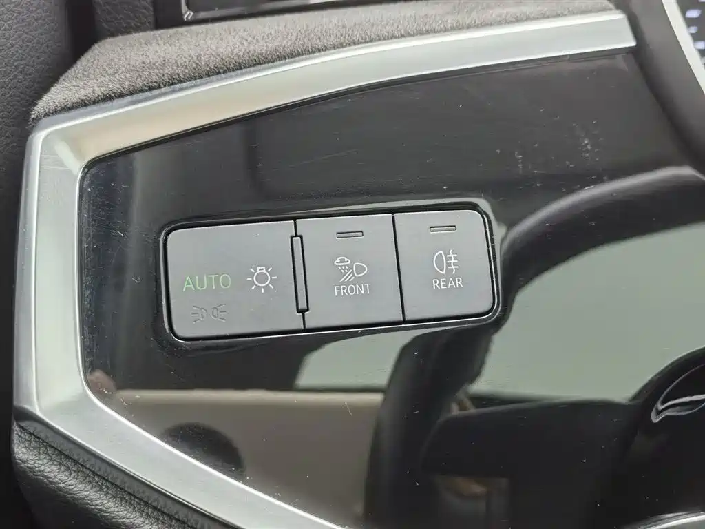 Audi Q3 2019 40 TFSI Fashion Dynamic фото 21