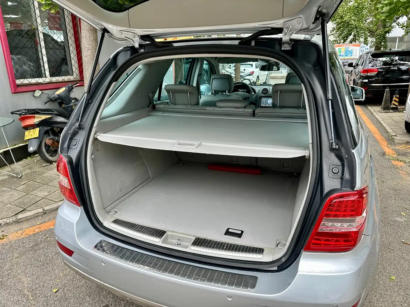 Mercedes-Benz M-Class 2010 ML 300 4MATIC фото 46