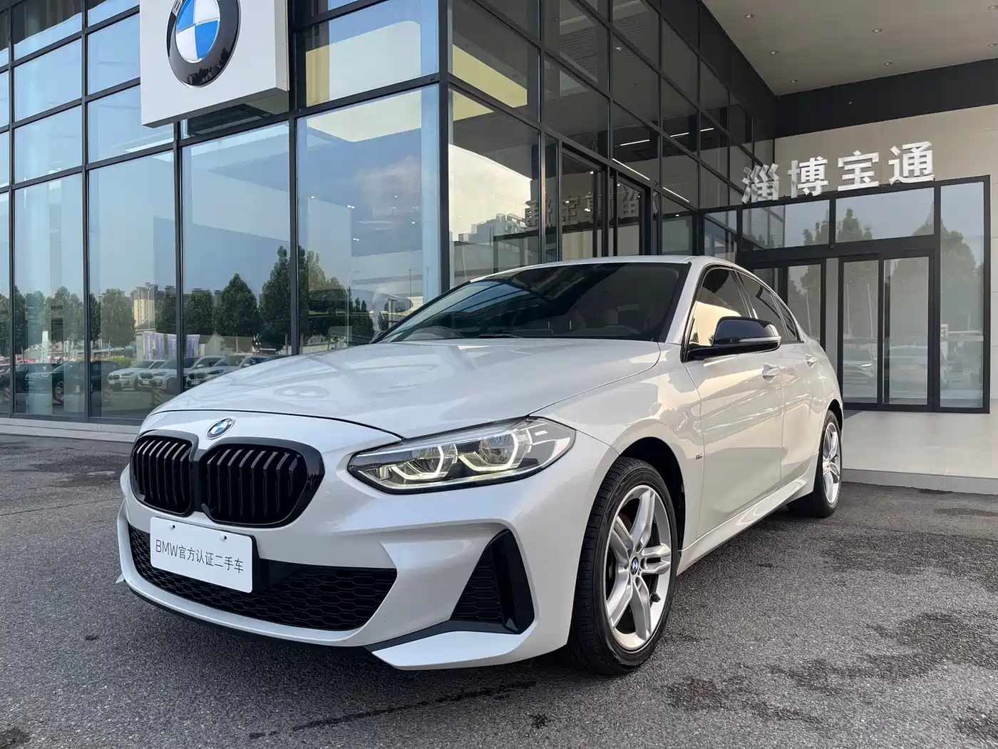BMW 1 Series 2021 Facelift 120i M Sport Shadow Edition фото 2